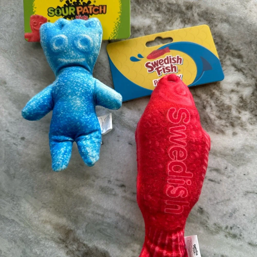Cat or small dog, plush crinkle noise toys